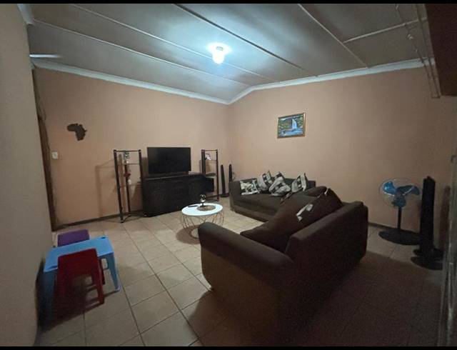 7 BEDROOM HOUSE FOR SALE IN TEDSTONEVILLE